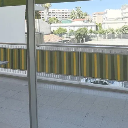 Charming 2 , 52 M2, Very Spacious, Bright And Near Sea Martinez Apartmán *