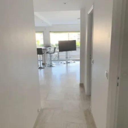 Charming 2 , 52 M2, Very Spacious, Bright And Near Sea Martinez Lägenhet *