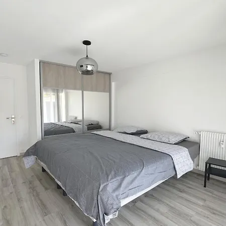 Charming 2 , 52 M2, Very Spacious, Bright And Near Sea Martinez Lägenhet Cannes